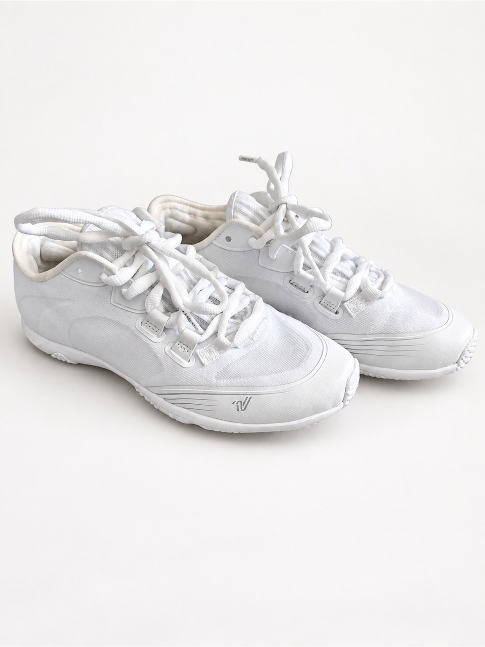 Varsity White Cheer Shoes, Women’s Size 5